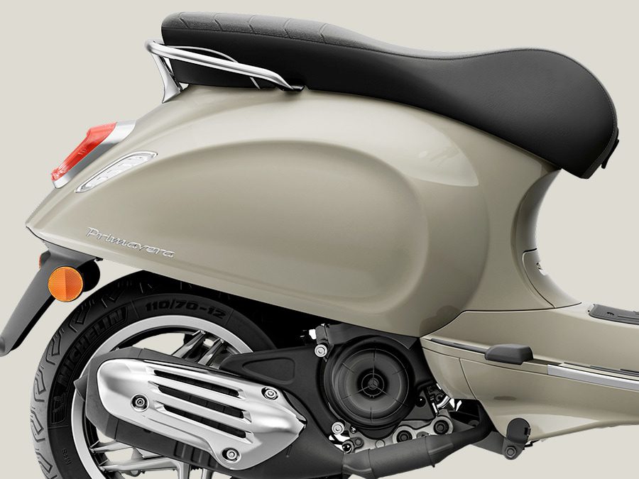 TAB-Vespa-Primavera-50-900x675-B