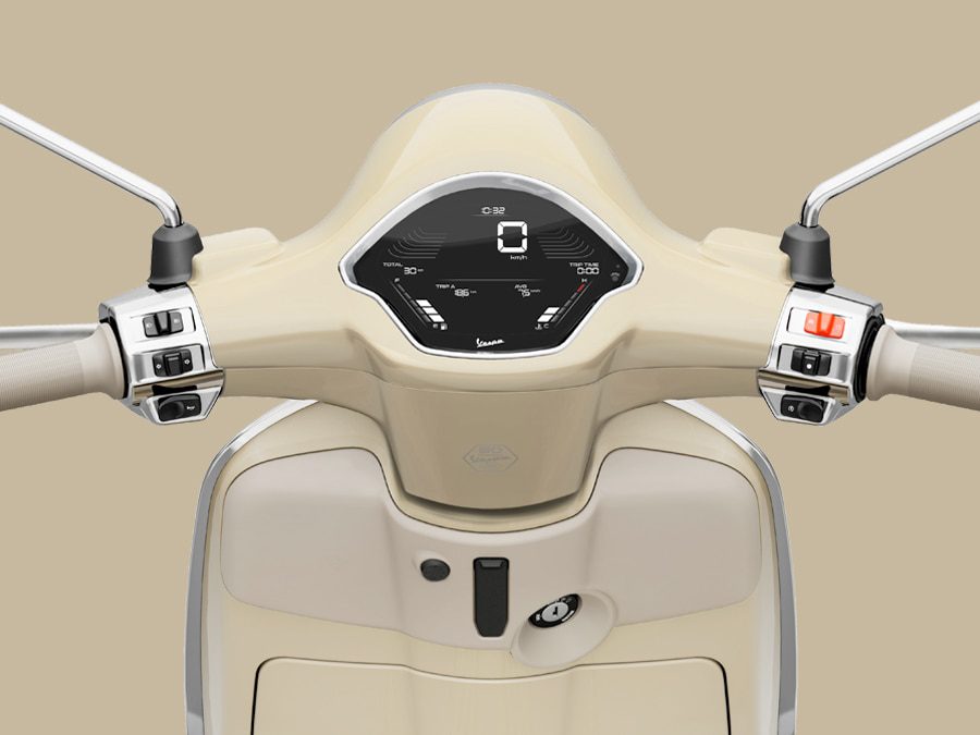 TAB-Vespa-Primavera-S-50-Giallo-Disinvolto-900x675-C2