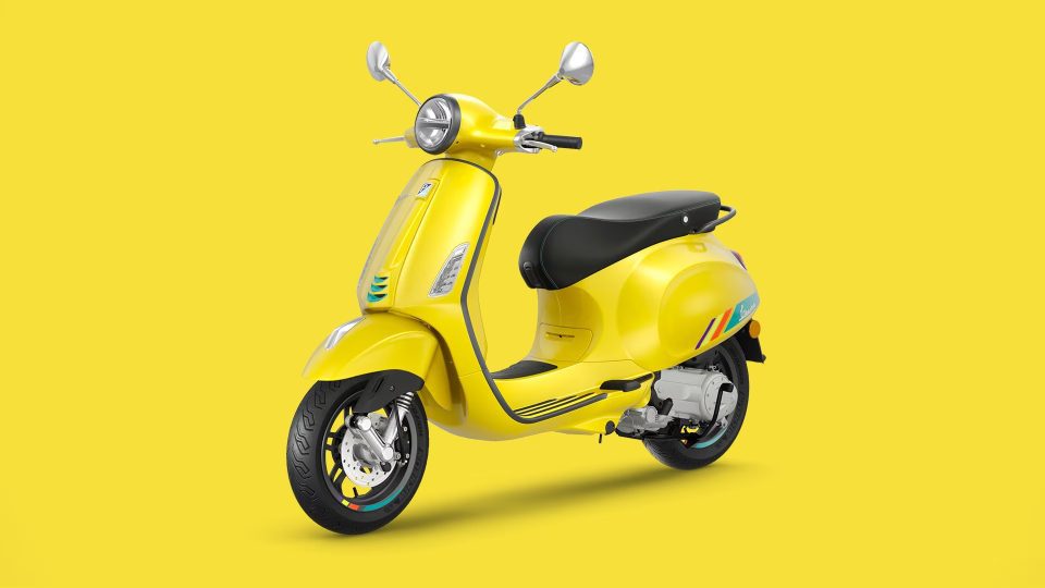 VESPA PRIMAVERA S 50 EURO 5 4S3V Giallo Curioso - Scootermotive